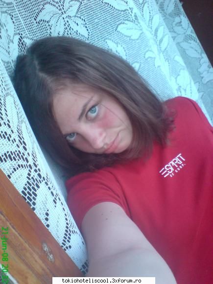 yugh ce puoza am pus :x 
asta e mai misto :limba:  :limba:  :limba: 
 :rotfl:  :rotfl:  :rotfl: